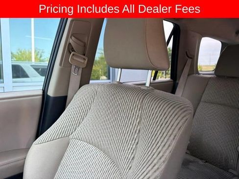 Used 2011 Toyota 4Runner SR5 w/ Convenience Pkg AWD/4WD image 10
