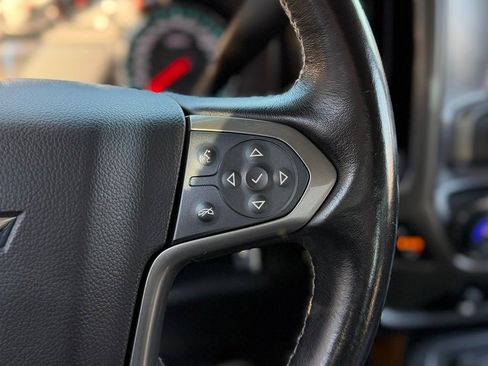 Used 2018 Chevrolet Silverado 1500 High Country image 13