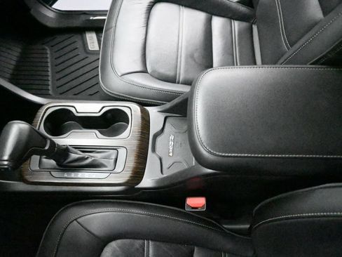 Used 2019 GMC Canyon Denali AWD/4WD image 16