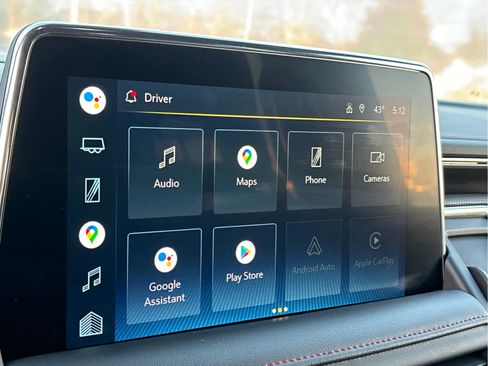 Used 2022 Chevrolet Tahoe RST w/ Luxury Package image 19