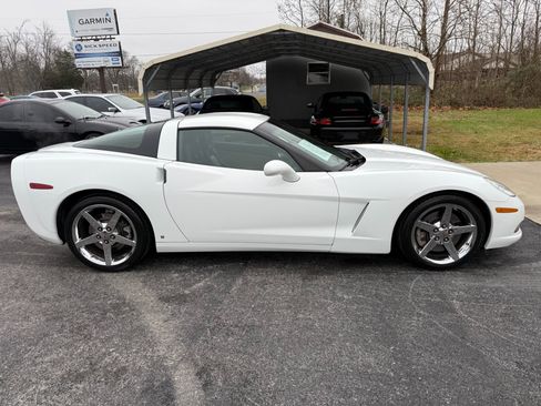 Used 2007 Chevrolet Corvette Coupe w/ Preferred Equipment Group image 14