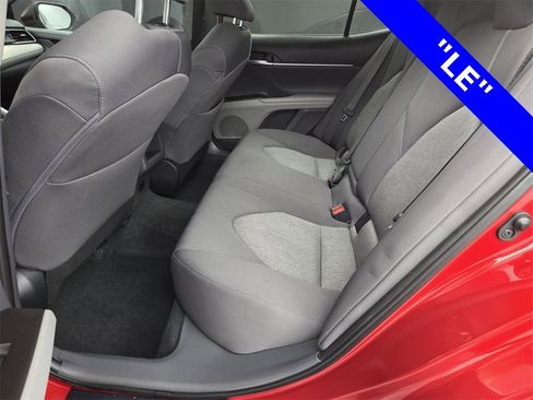 Used 2024 Toyota Camry LE image 20