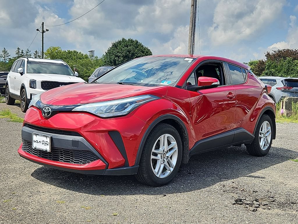Used 2020 Toyota C-HR LE FWD image 3