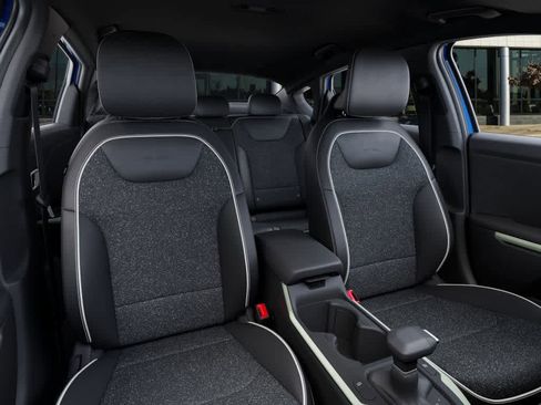 New 2025 Kia K4 GT-Line image 15