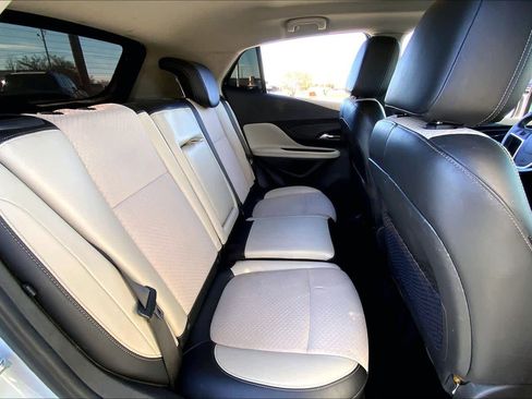 Used 2019 Buick Encore Preferred image 20