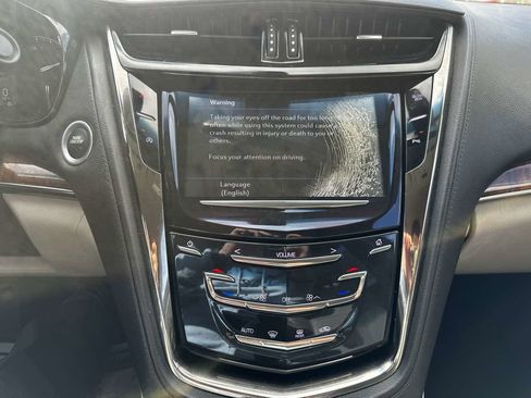 Used 2018 Cadillac CTS Sedan image 32