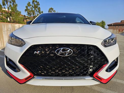 Used 2020 Hyundai Veloster N w/ Performance Package image 4