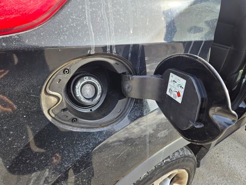 Used 2016 Ford Escape Titanium w/ Equipment Group 301A image 23