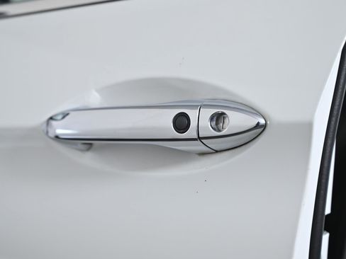 Used 2020 Honda Pilot Touring image 12