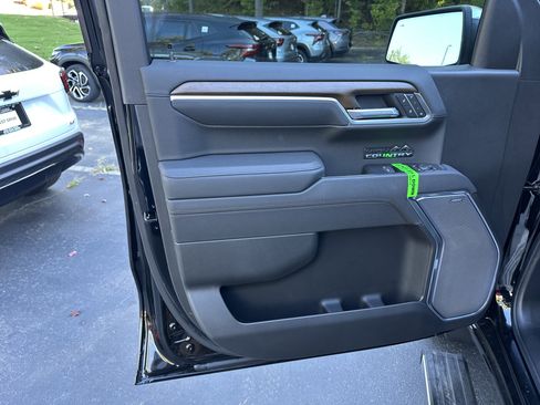 New 2025 Chevrolet Silverado 1500 High Country AWD/4WD image 9