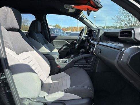 Used 2024 Toyota Tacoma TRD Off-Road image 10