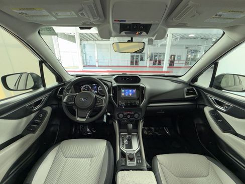 Used 2020 Subaru Forester Premium image 22