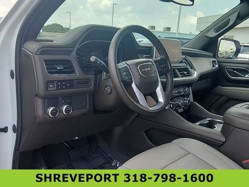 Certified 2023 GMC Yukon XL SLT w/ SLT Premium Package RWD image 10