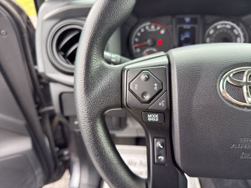 Used 2022 Toyota Tacoma SR RWD image 33