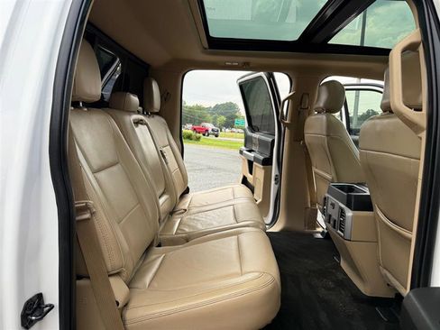 Used 2017 Ford F250 Lariat w/ Lariat Ultimate Package image 22