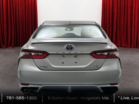 Certified 2023 Toyota Camry SE w/ Cold Weather Package FWD image 6