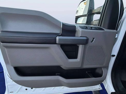 Used 2017 Ford F250 XLT AWD/4WD image 17
