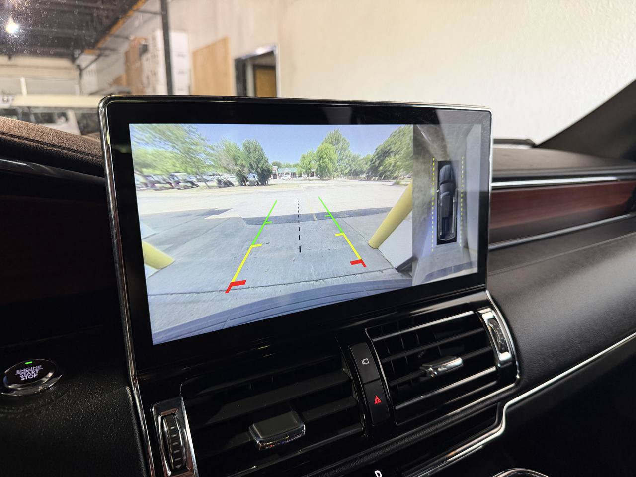 Used 2023 Lincoln Navigator L Reserve AWD/4WD image 17