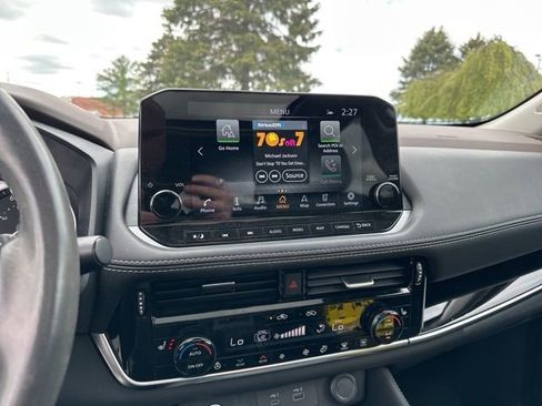 Certified 2023 Nissan Rogue SL w/ SL Premium Package AWD/4WD image 23