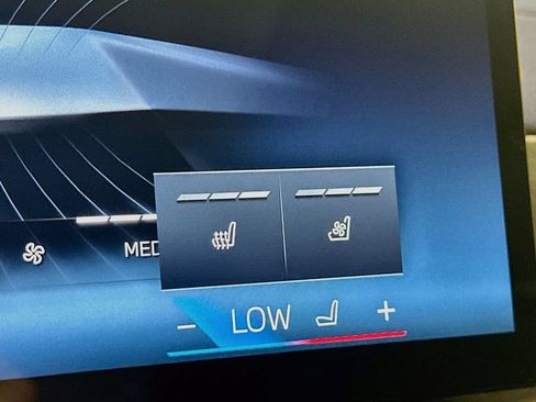 New 2027 BMW X7 M60i AWD/4WD image 21