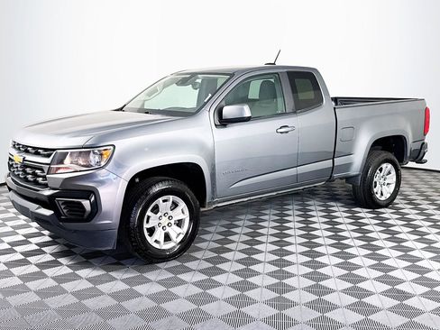 Used 2022 Chevrolet Colorado LT w/ Fleet Safety Package image 4