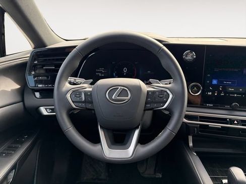 Used 2025 Lexus RX 350 AWD w/ Technology Package image 13