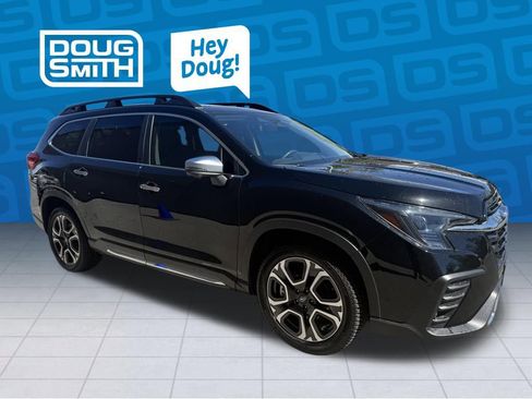 Used 2023 Subaru Ascent Touring AWD/4WD image 5