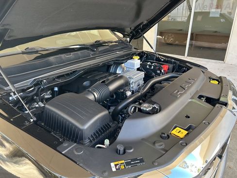 Used 2024 RAM 1500 Big Horn image 10