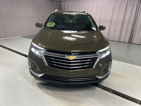 Used 2024 Chevrolet Equinox Premier FWD image 2