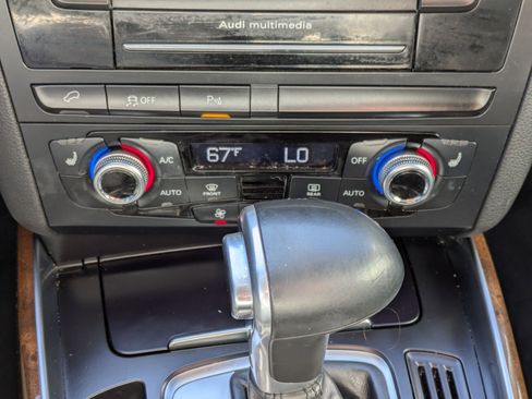 Used 2016 Audi Q5 2.0T Premium Plus w/ Technology Package image 24