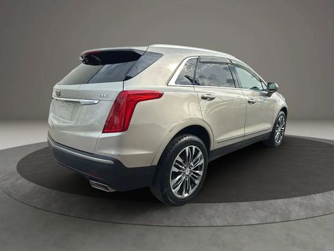 Used 2017 Cadillac XT5 Premium Luxury w/ LPO, Wheel Lock Package image 5