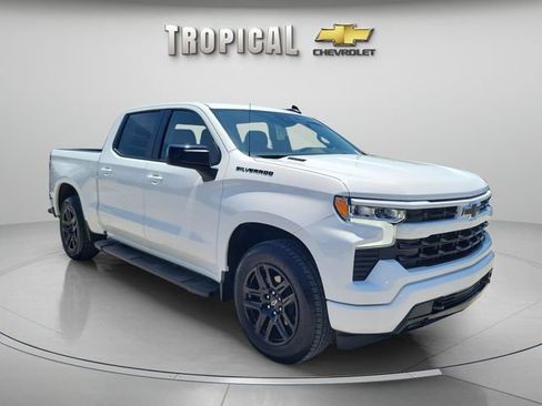 Used 2026 Chevrolet Silverado 1500 RST w/ LPO, Dark Essentials Package RWD image 7