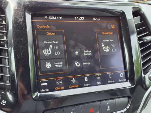 Used 2019 Jeep Cherokee Limited w/ Technology Group image 23