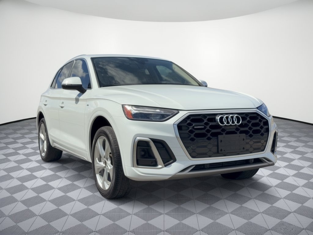 Used 2023 Audi Q5 2.0T Premium Plus w/ Premium Plus Package AWD/4WD image 7