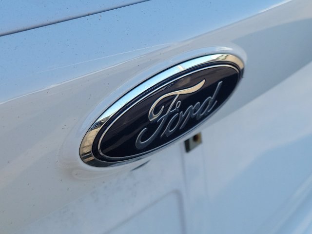 Used 2018 Ford Escape SEL w/ Ford Safe & Smart Package AWD/4WD image 34