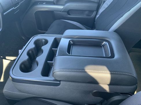 Used 2018 Chevrolet Silverado 1500 LT w/ LT Eassist Package image 20