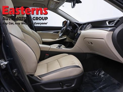 Used 2022 INFINITI QX50 Luxe AWD/4WD image 24
