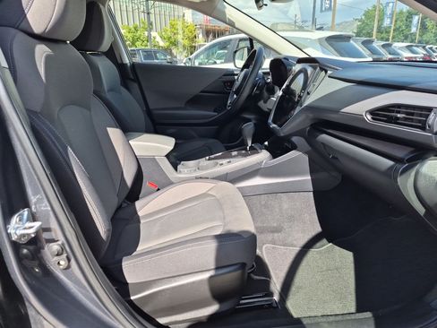 Used 2025 Subaru Crosstrek 2.5i Premium AWD/4WD image 31