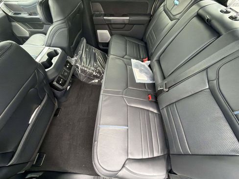 Certified 2023 Chevrolet Equinox RS w/ LPO, Floor Liner Package FWD image 18