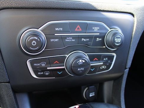 Used 2021 Dodge Charger SXT w/ Driver Convenience Group image 22