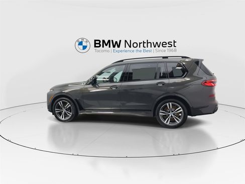 New 2026 BMW X7 M60i image 11