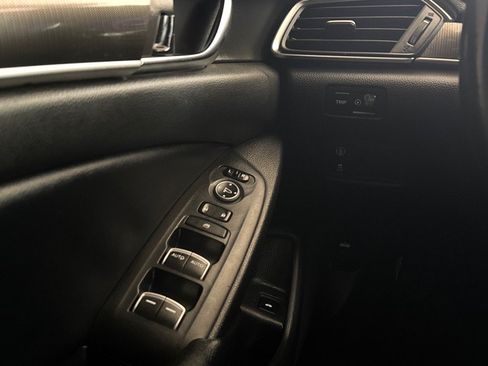 Used 2018 Honda Accord Sport image 7