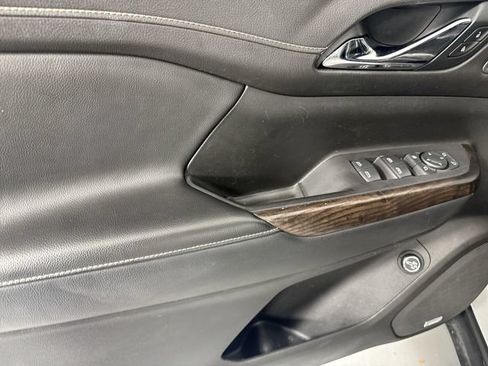 Used 2020 GMC Acadia Denali FWD image 19