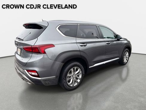 Used 2019 Hyundai Santa Fe SE FWD image 4