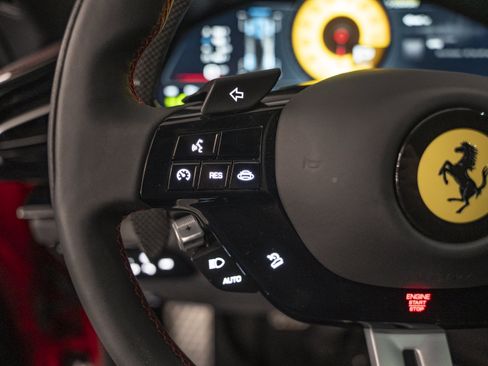 Used 2026 Ferrari Purosangue AWD/4WD image 40