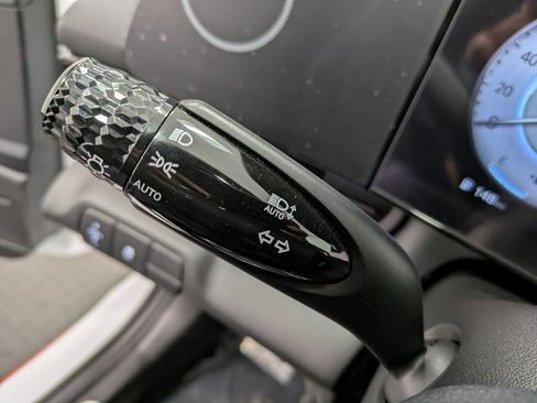 Used 2025 Hyundai Elantra N image 18