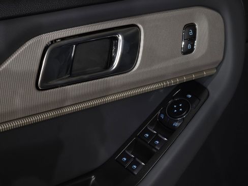 New 2026 Ford Explorer Active AWD/4WD image 20
