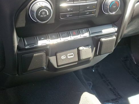 Used 2022 Chevrolet Silverado 1500 Custom AWD/4WD image 14