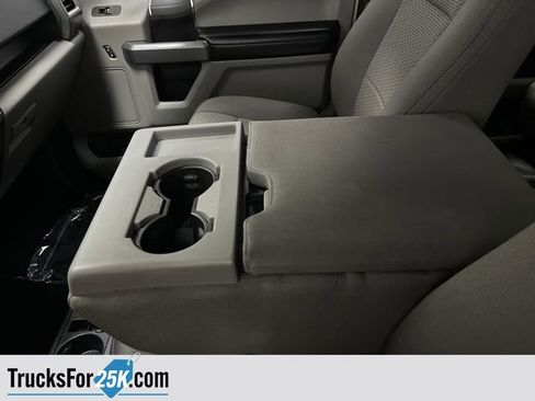 Used 2015 Ford F150 XLT image 18