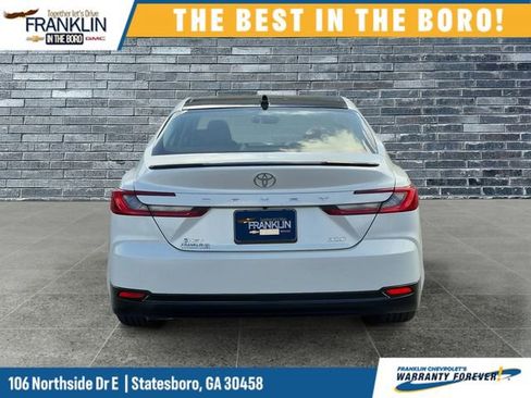 Used 2025 Toyota Camry XLE image 4